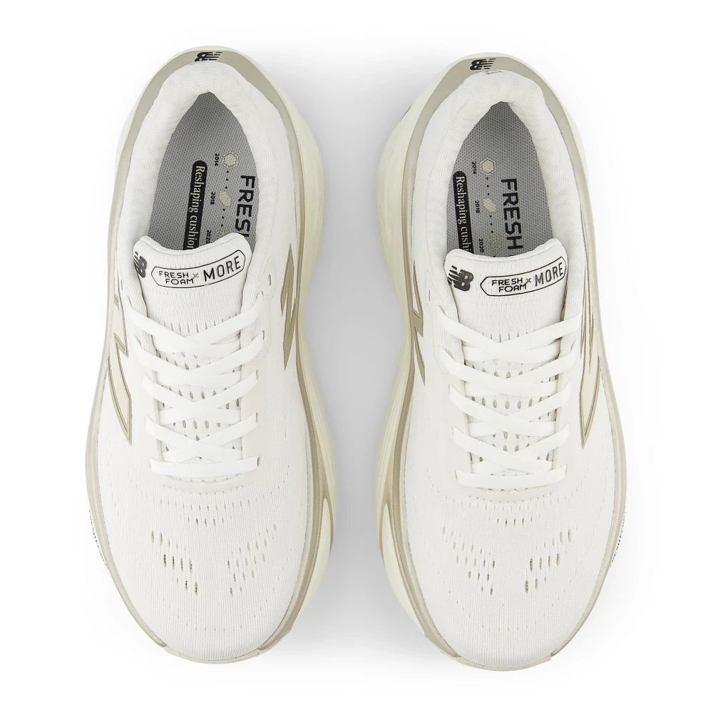 New Balance Women's Fresh Foam X More v5