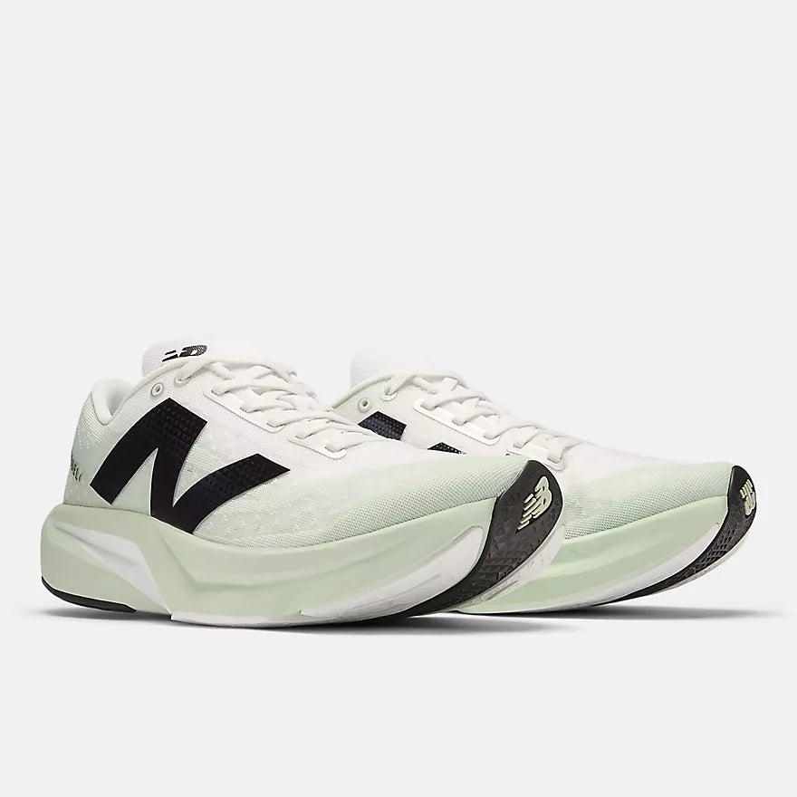 New Balance Women's FuelCell Rebel v4