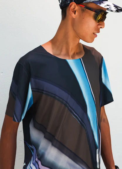 ARTY:ACTIVE Unisex's Race Cut Tee